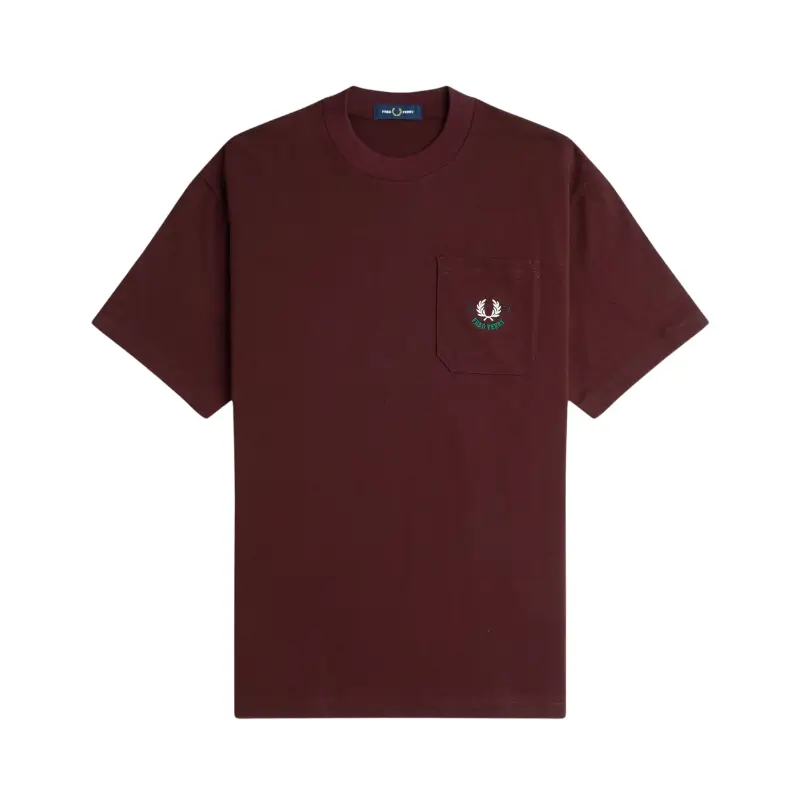 fred perry t-shirt 1952 com corte folgado